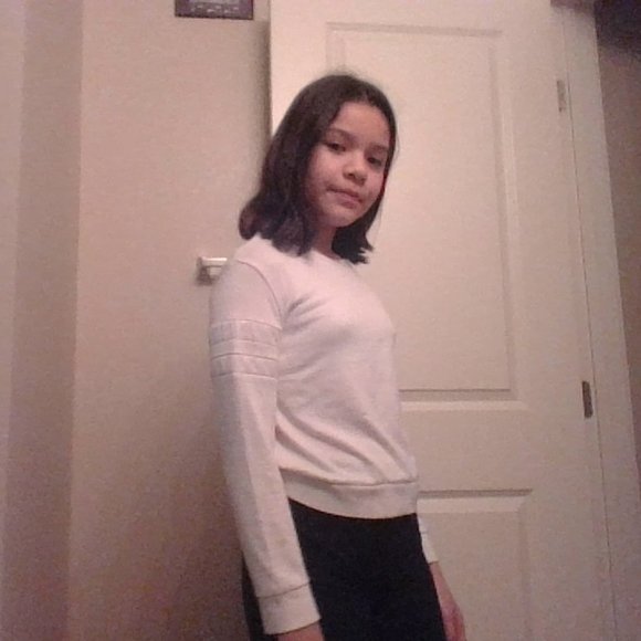 White long sleave sweatshirt - Picture 3 of 7